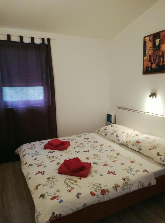 Apartment Anita Фажана Екстер'єр фото